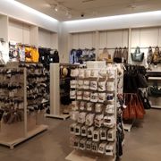 H&m shop sm fairview