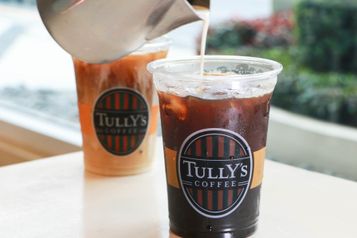 Tully's Coffee store photo
