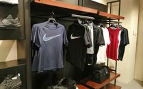 Moa hotsell nike store