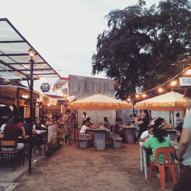 Streat Maginhawa Food Park