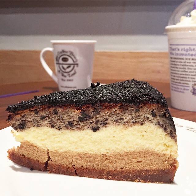 Triple Decker Cheesecake by @carinacastle
