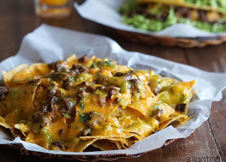 beef-nachos-silantro