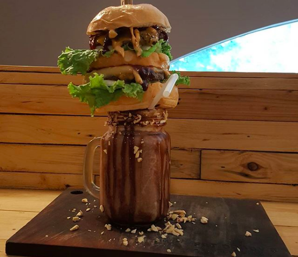 New Food Find: Burger Milkshakes in Manila!