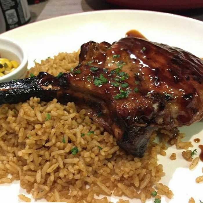 Tomahawk Chops & Grill â multiple branches