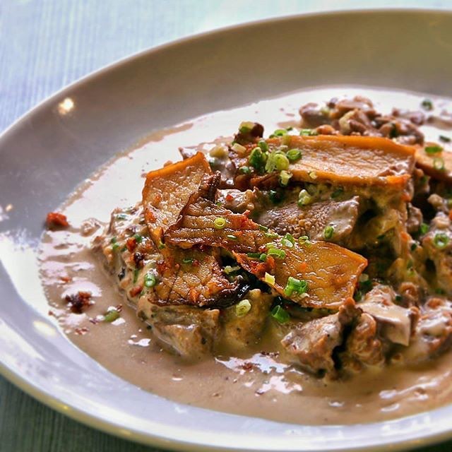 truffle lengua lola cafe tomas morato