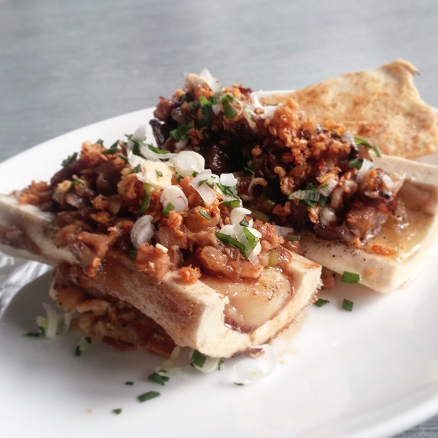 lolacafe-lolacafe-bone-marrow-sisig