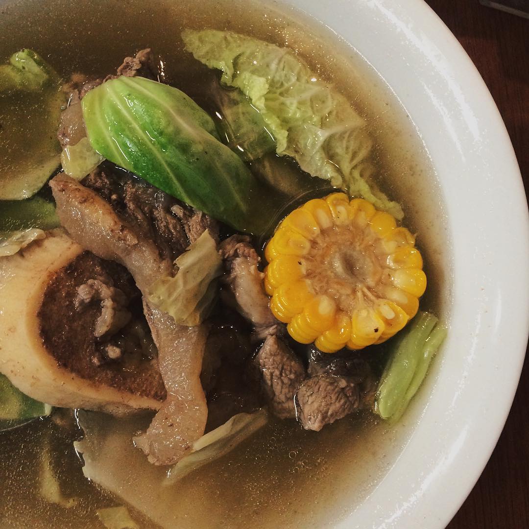 Andyâs Famous Batangas Lomi & Bulalo 