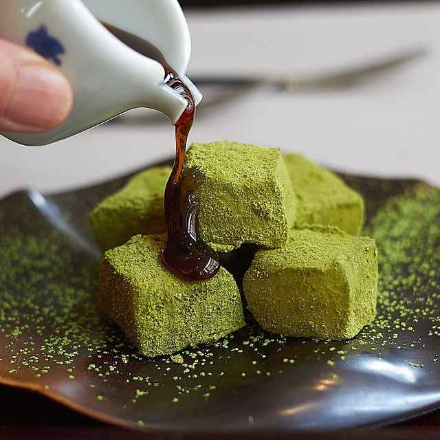 Yayoi Matcha Mochi