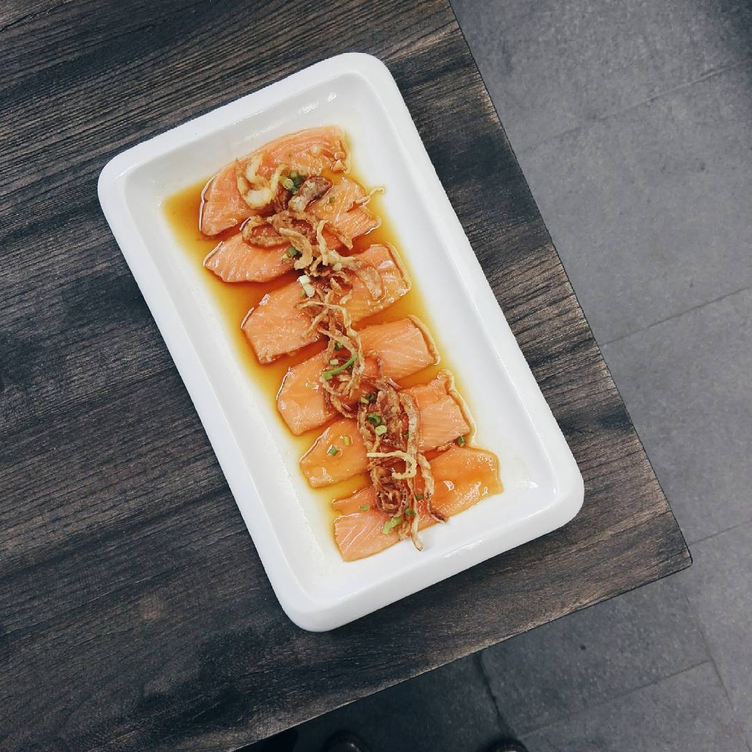 Salmon Carpaccio â Aburi