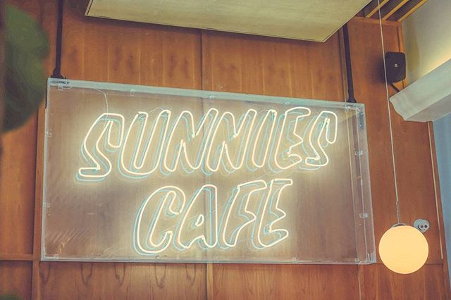 Sunnies Cafe