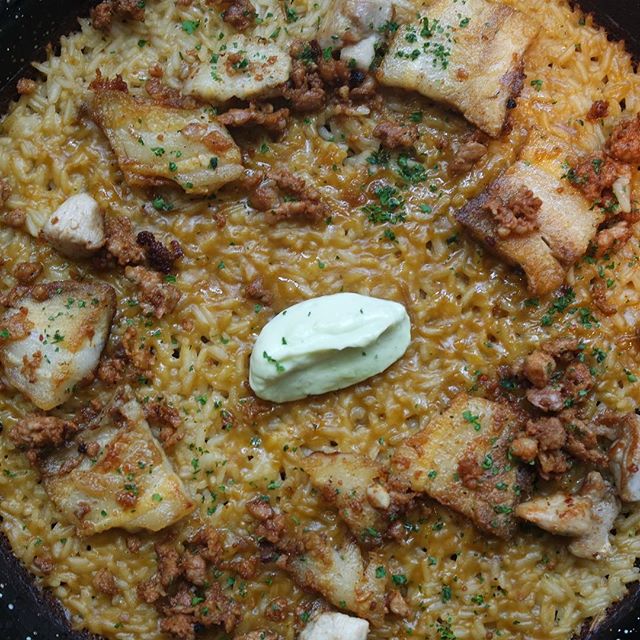 Carne Paella