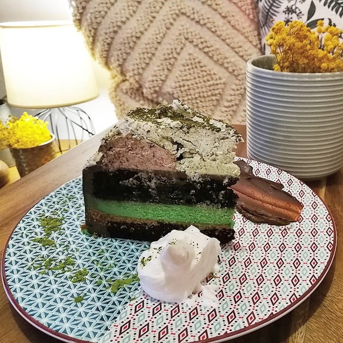 Matcha Oreo Cheesecake