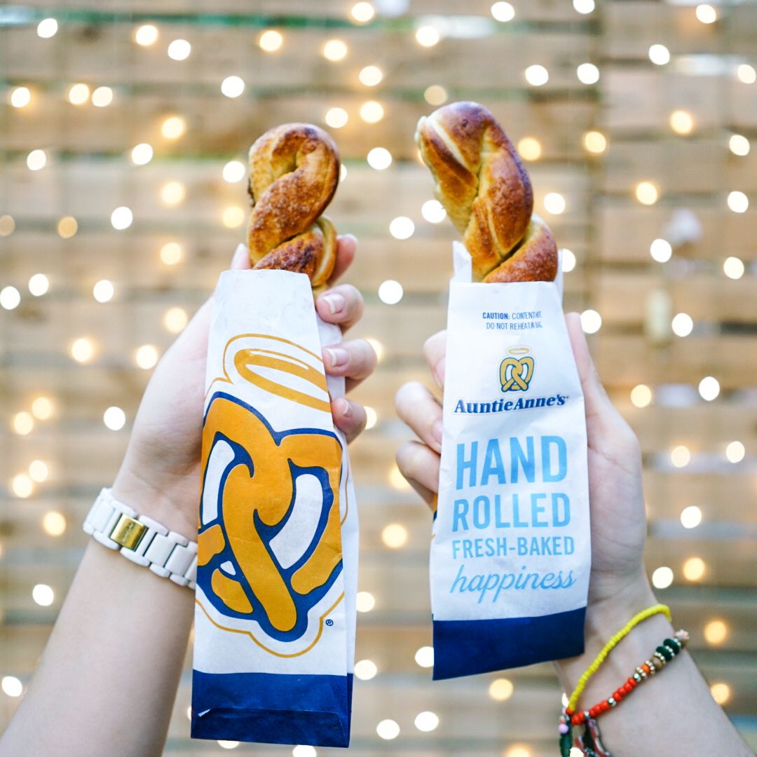 Creme Brulee Pretzel â Auntie Anneâs