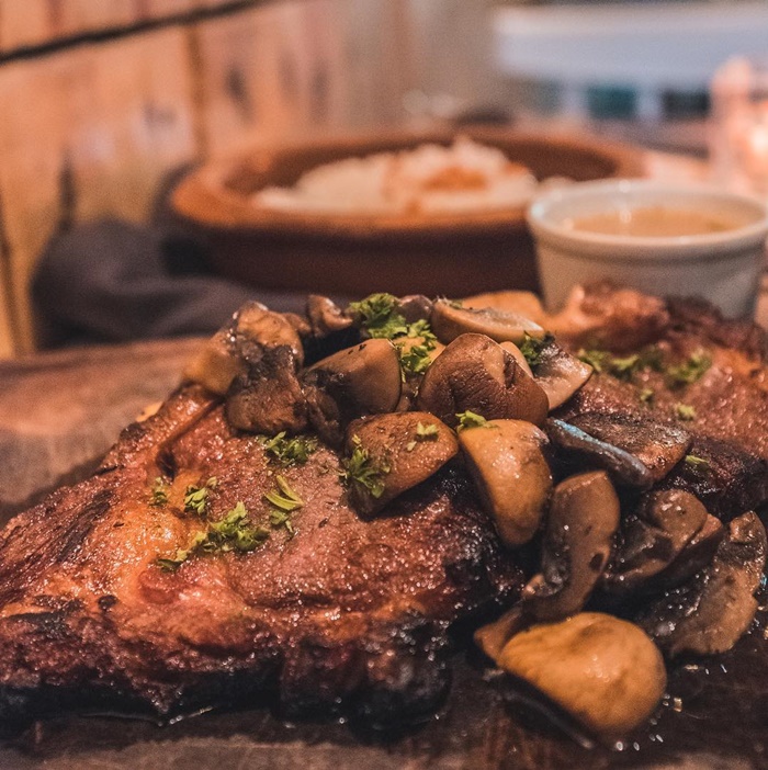 LoLa Cafe + Bar â Tomas Morato