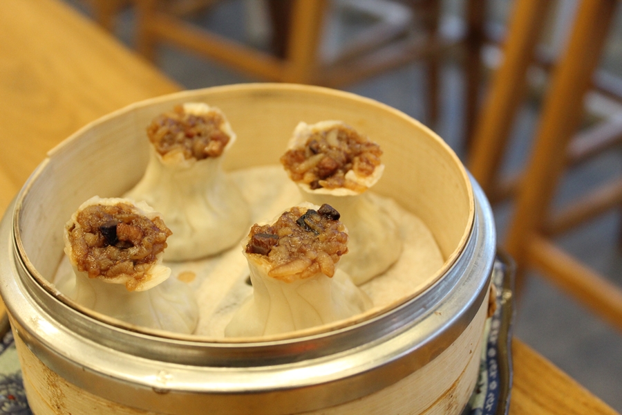 Bai Nian Tang Bao Special Sticky Rice and Pork Siomai