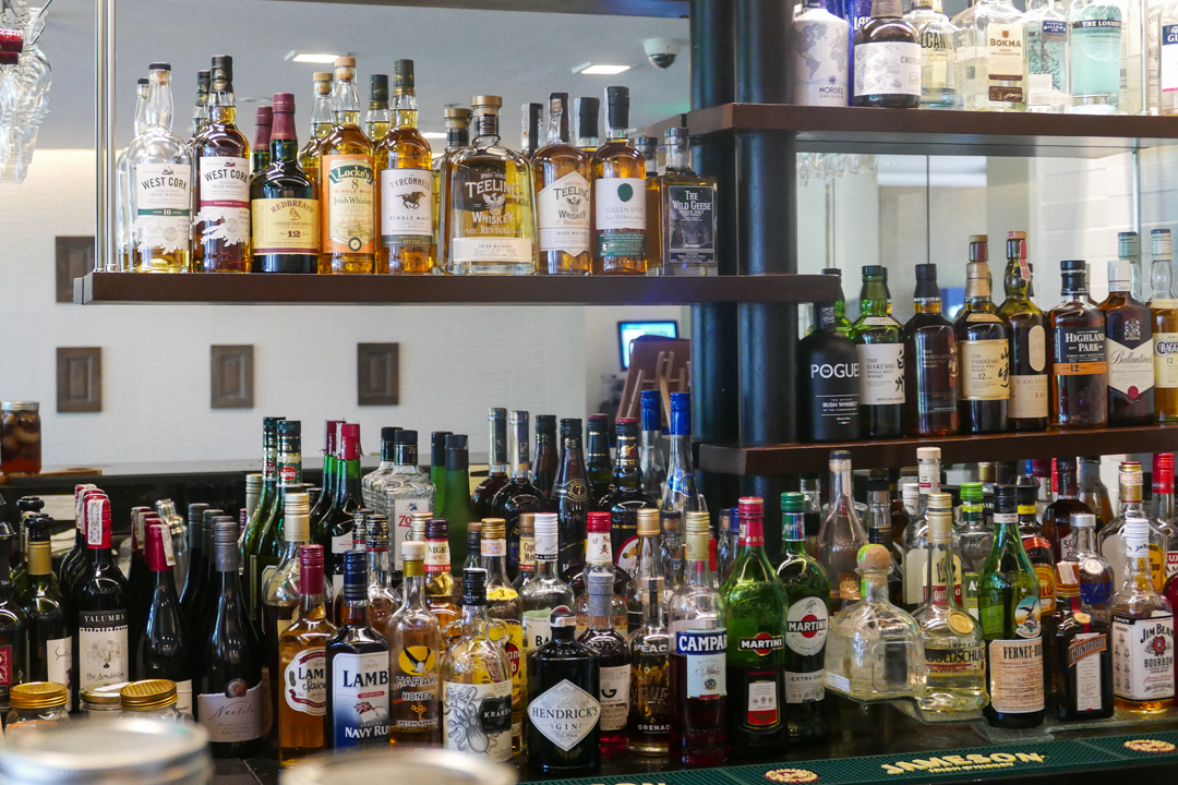 Akrotiri â Commerce Center Liquor Selection