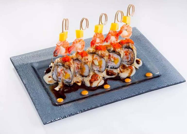 Maki roll from Chef Samurai