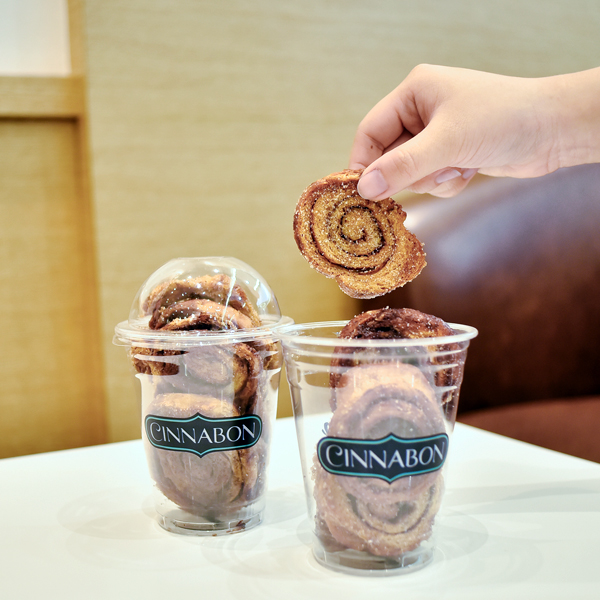 Cinnabon Cookie