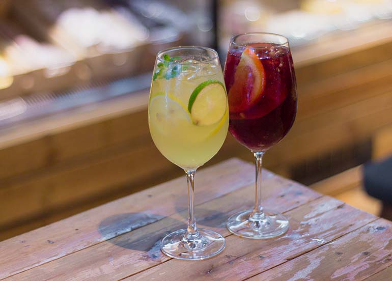 white-red-sangria