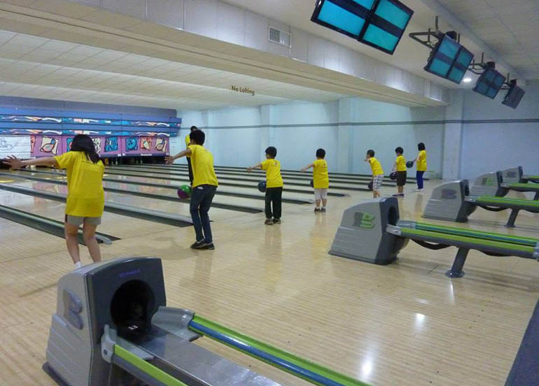 bowling-alley