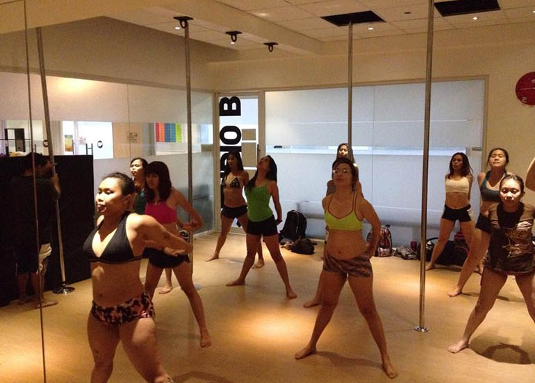 pole-dancing-classes