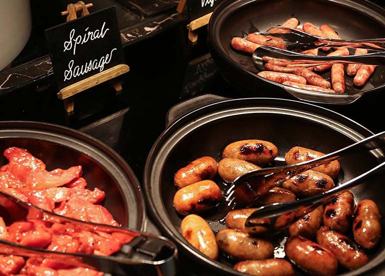 sausages-buffet