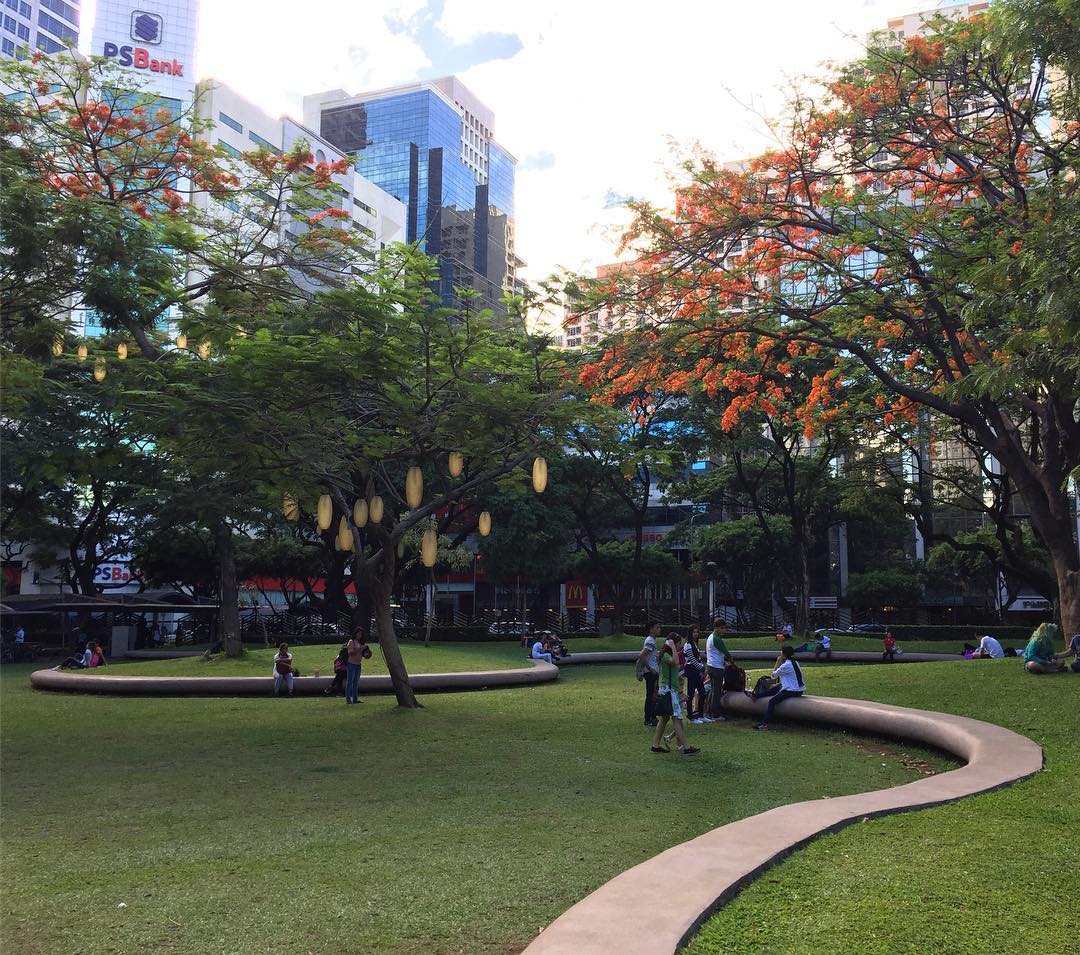 Ayala Triangle Gardens