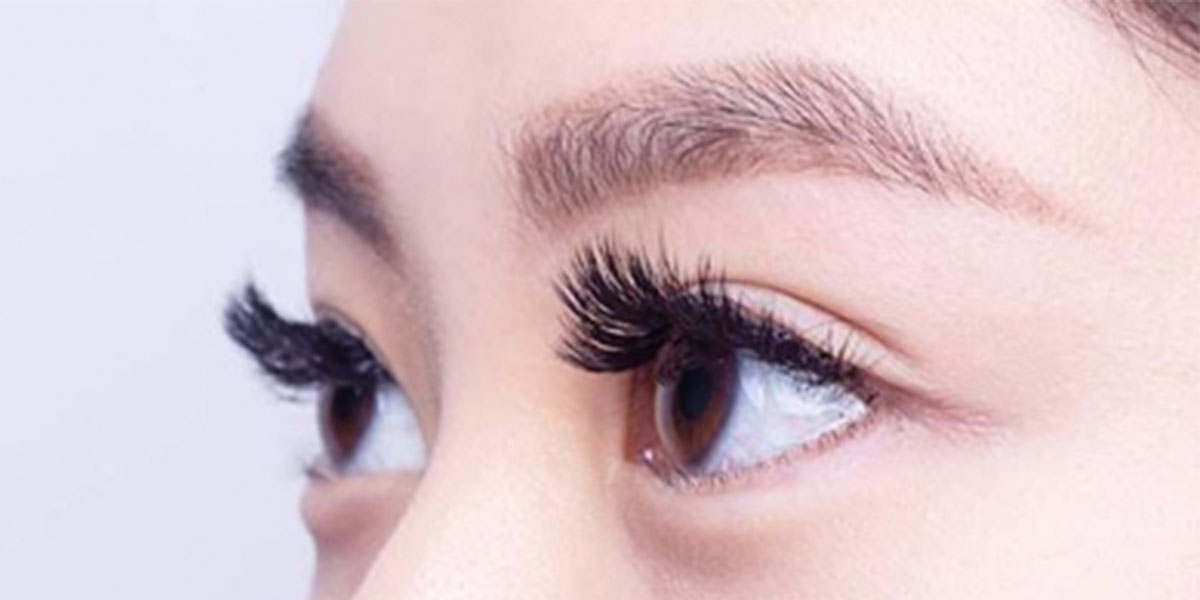 The Battle of the Brows: Waxing VS Threading