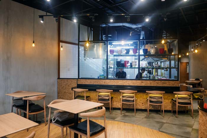 Ramen Jiro Interiors