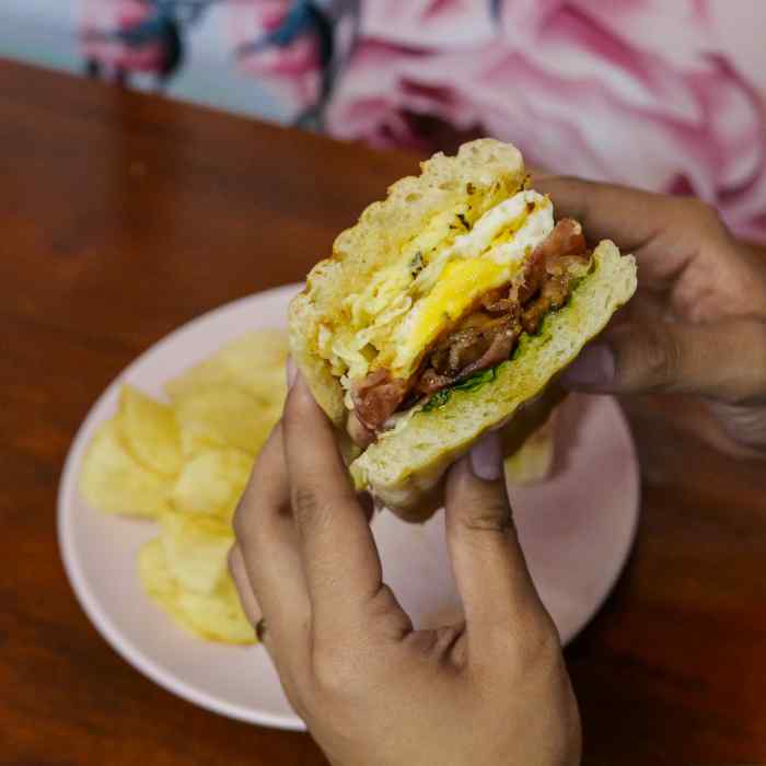 santiago's cafe mandaluyong third wave coffee comfort food metro manila sandwiches