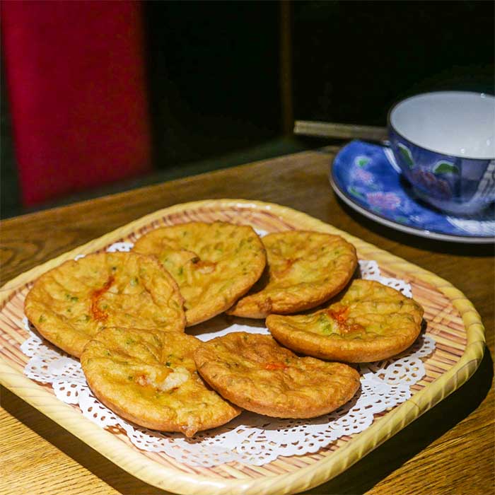 Shrimp Cake with Green Onion