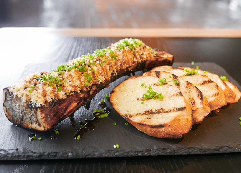 bone-marrow-with-toast