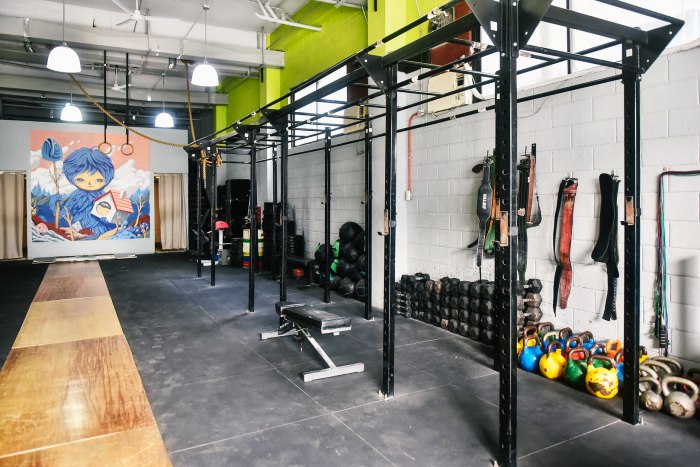 fitness, gym, workout, exercise, abs, lose weight, crossfit, crossfit gyms in metro manila, gyms in metro manila, crossfit workouts, alpha strike, gyms in quezon city, gyms in maginhawa