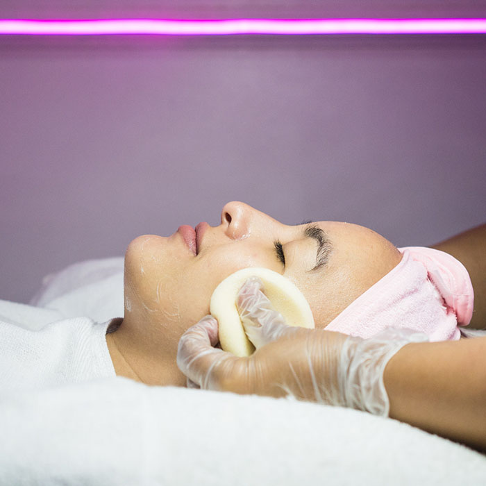 Veneracion Beauty Salon and Spa Facial Spa and Diamond Peel