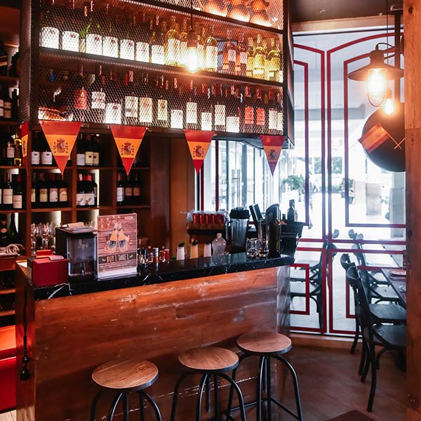 Bueno: Tapas & Wine Restaurant