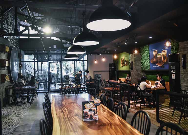 Black Scoop CafÃ© Tables