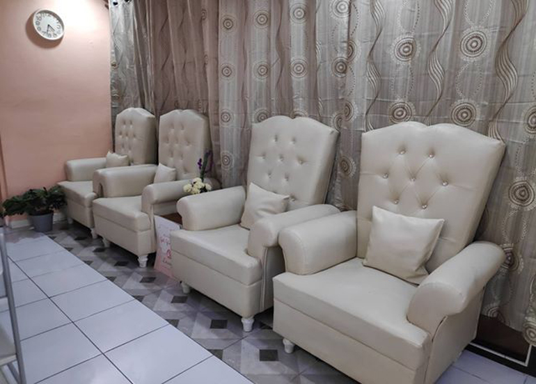 Lacey's Gluta Drip & Beauty Lounge Interior