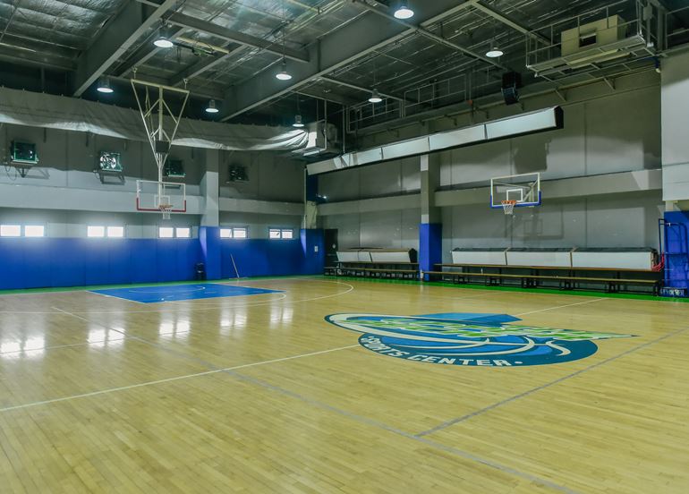 The Upper Deck Sports Center