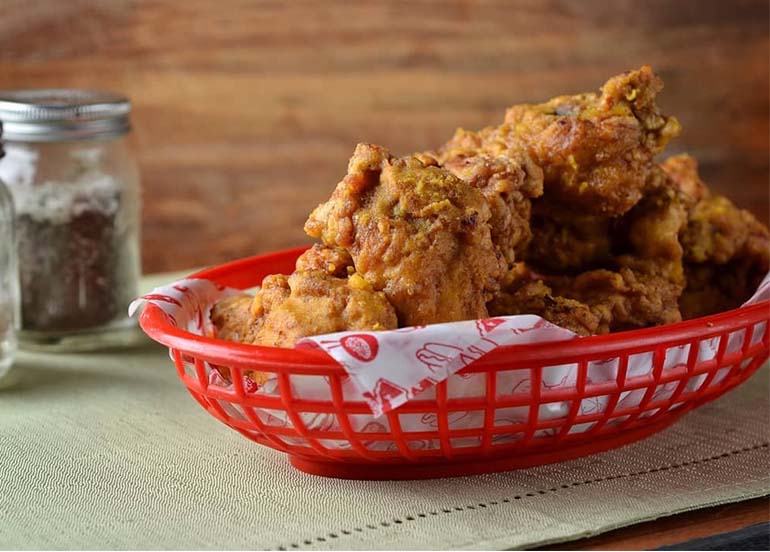 Garlic Parmesan Wings from Default: Cafe Pub