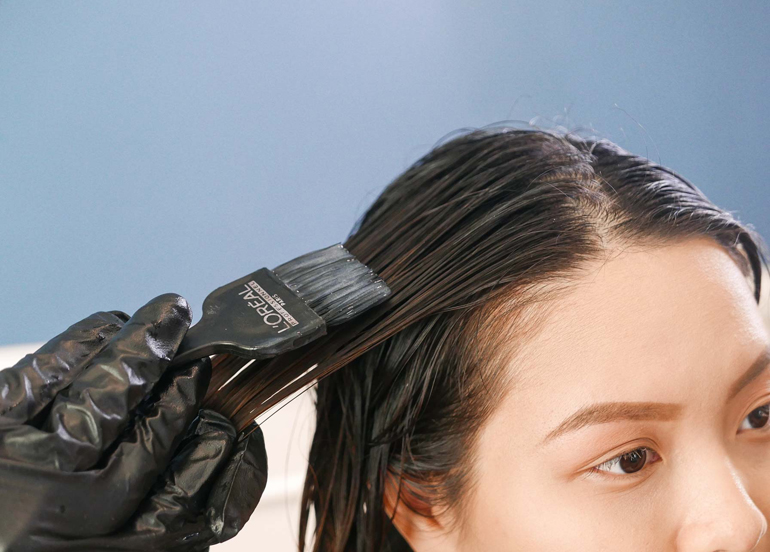 the-hairdistrict-hair-treatment-brush