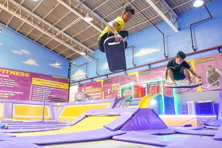 Trampoline Park 2 guys skate boarding