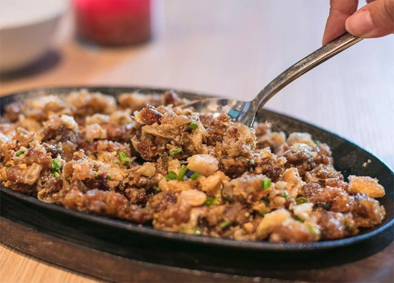 manam, house crispy sisig 