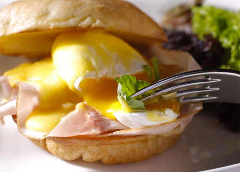 Eggs Benedict