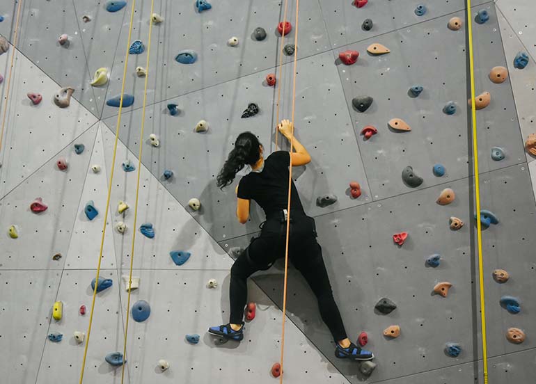 indoor-climbing