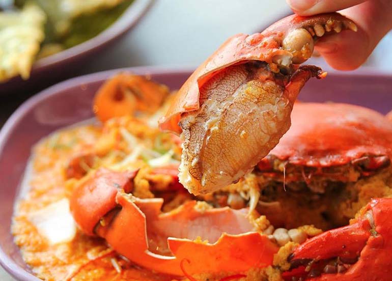 Stir-Fried Crab with Yellow Curry Sauce from Nara Thai Philippines