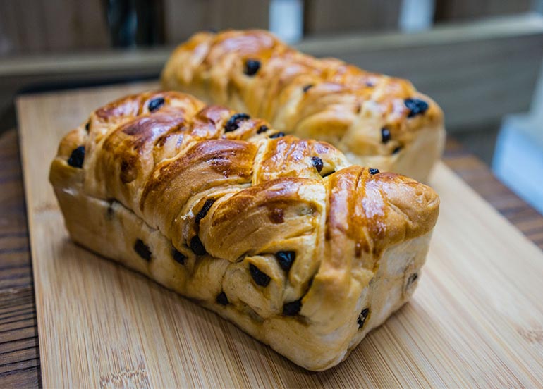 Baguio Raisin Bread from Balai Pandesal 