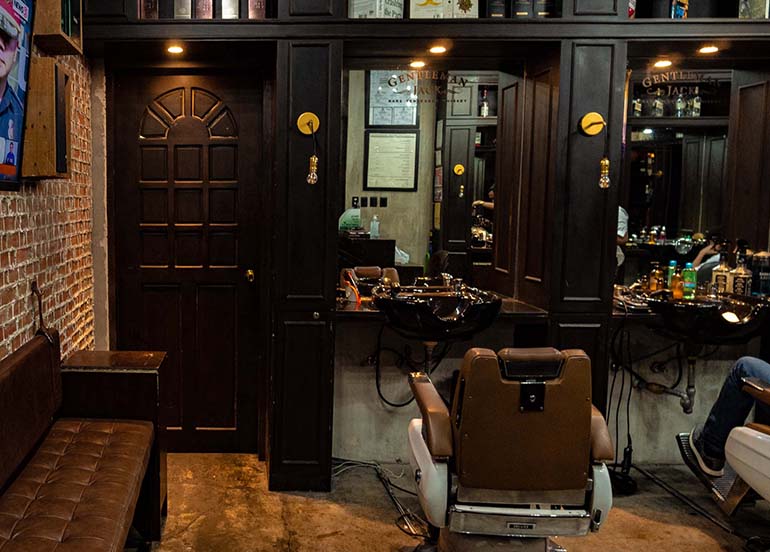 swanky-barber-chair