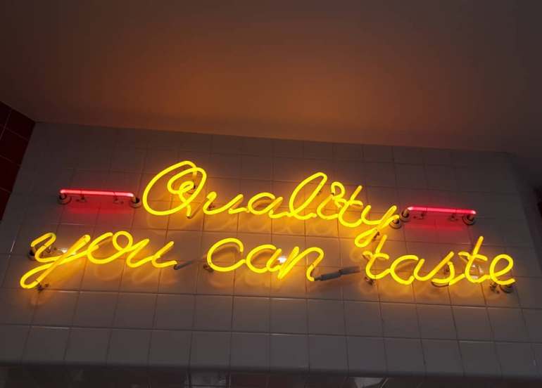 in-n-out burger, burgers, manila restaurants