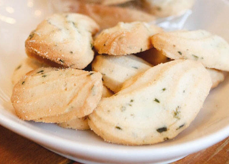 Malunggay Cookies from the Blue Kitchen