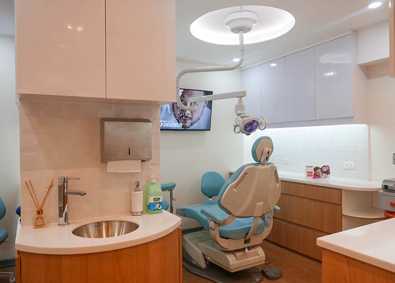 Your Guide to Teeth Whitening Clinics in Metro Manila
